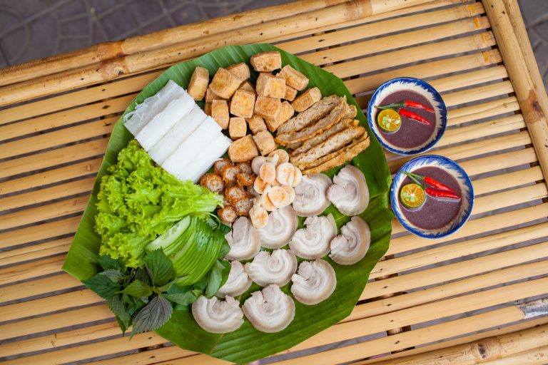 Read more about the article What’s so attractive in Hanoi vermicelli with fried tofu & shrimp paste